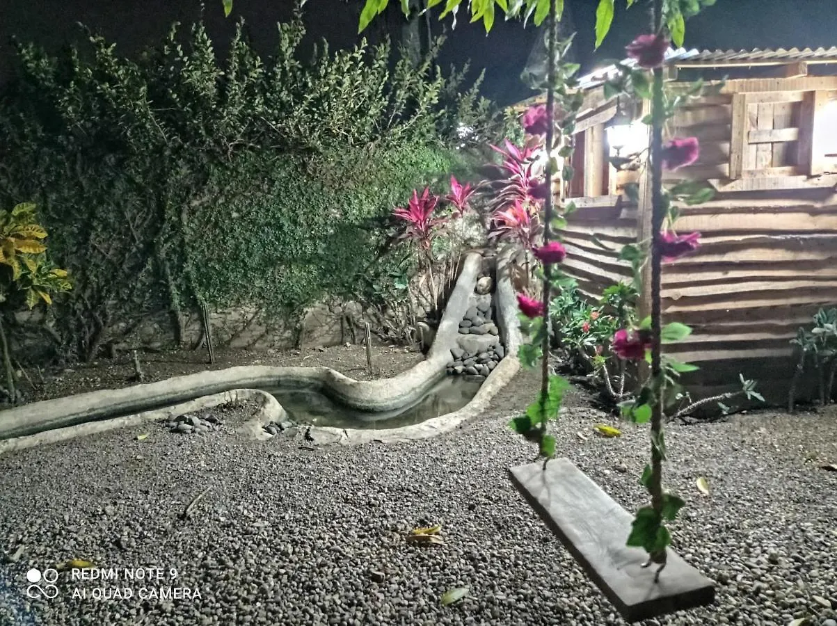 Paraiso Hortensia Ecolodge 산티아고 데 로스 카바예로스