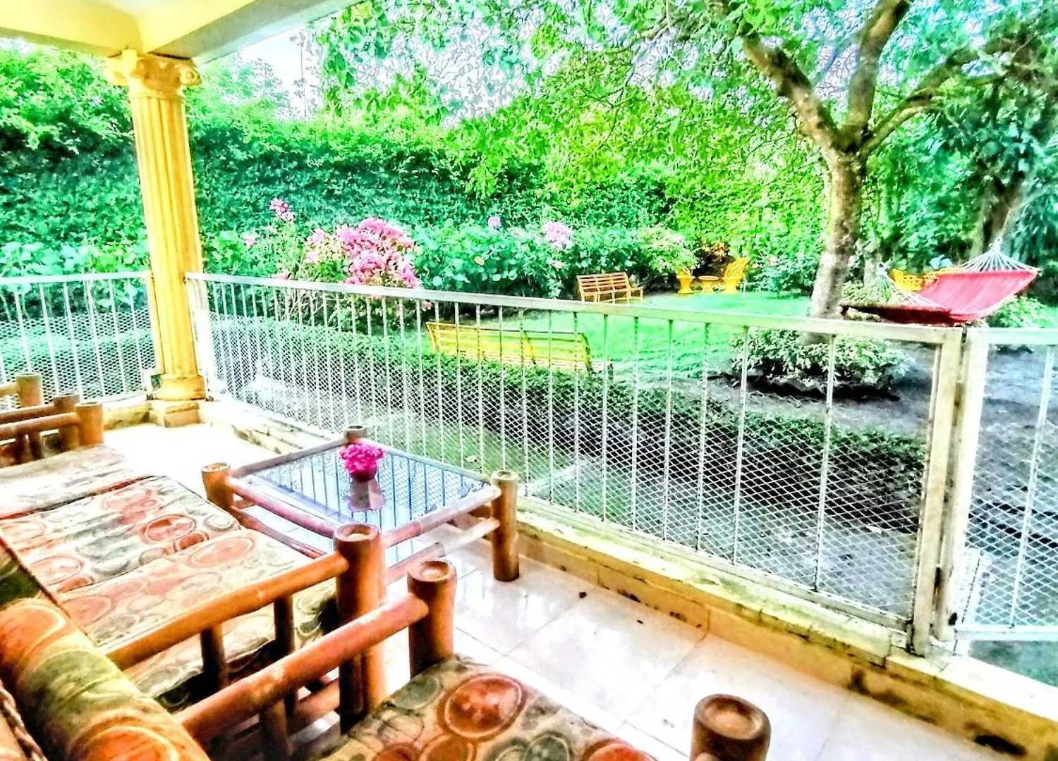 B&B Paraiso Hortensia Ecolodge 산티아고 데 로스 카바예로스